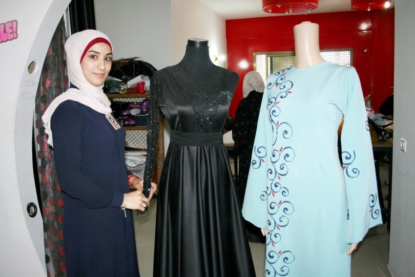 Palestinian designer shakes up Gaza’s staid fashion scene