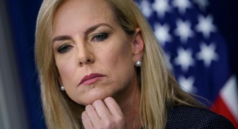 Protesters heckle DHS secretary at Mexican restaurant