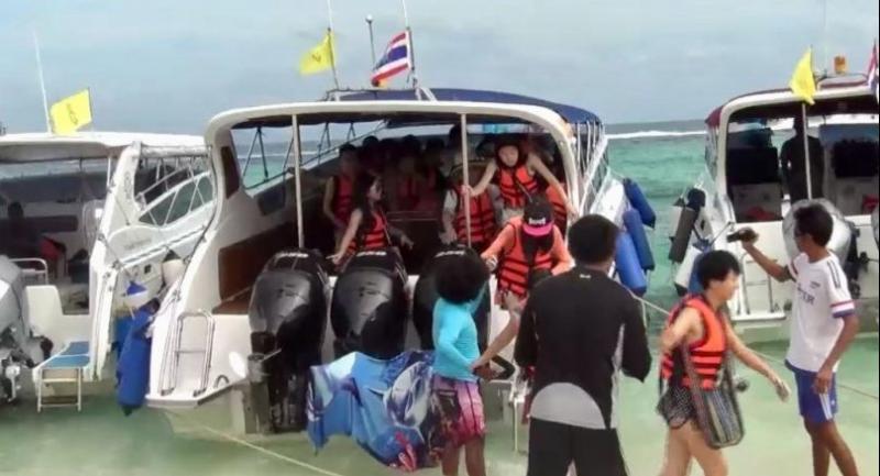 Boats allowed back to sea from Phuket