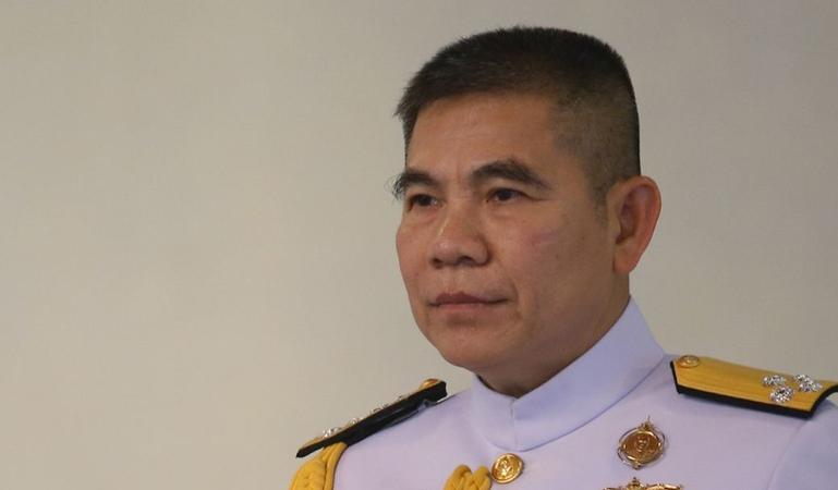 Navy chief defends purchase of amphibious vessel from China