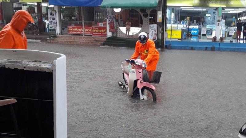 Heavy rainfall inundates low-lying Bueng Kan province