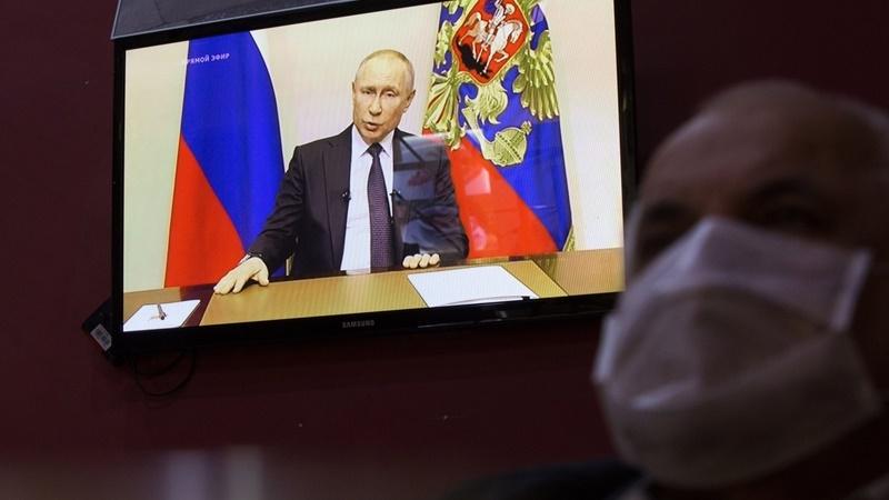 Putin faces test of voters with poisoned critic in hospital