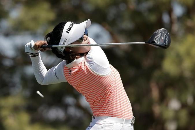 Up-and-coming Paphangkorn leads by one @ ANA Inspiration 