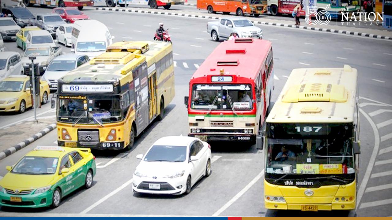 Bangkok bus drivers jabbed from Monday