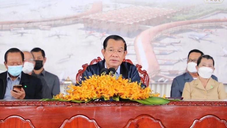 [Cambodia] Shelve or destroy US weapons in Kingdom, PM says in retort to arms embargo