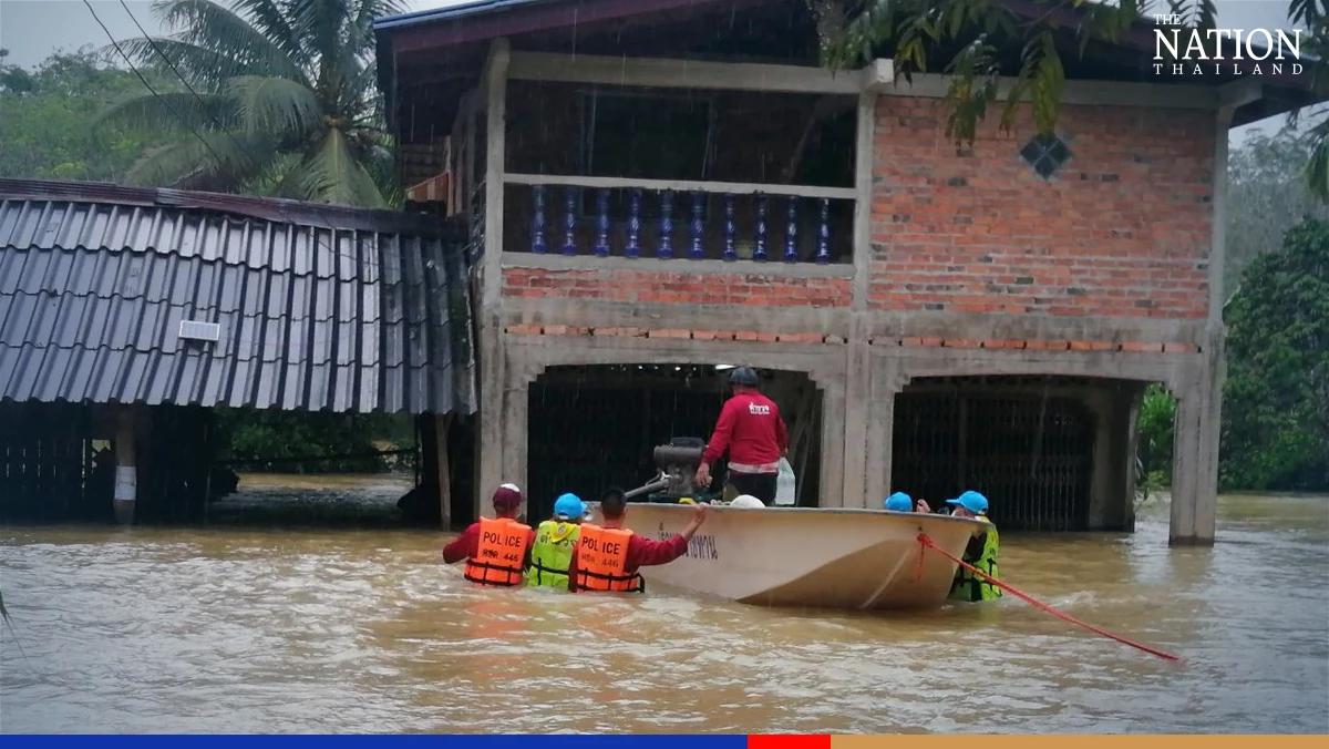 Most of Narathiwat under water after heavy rains since Thursday