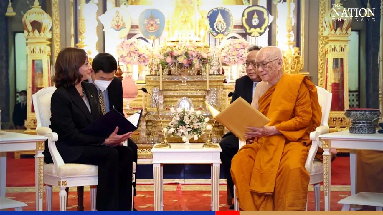 Supreme Patriarch tells Harris of role Wat Ratchabophit played in US-Thai ties