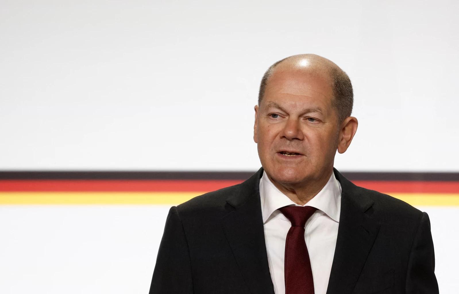 Germany will coordinate with allies on Ukraine weapons decisions - Scholz